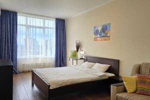 Квартира Светлая 1-комнатная. Апартаменты 4-местный  2